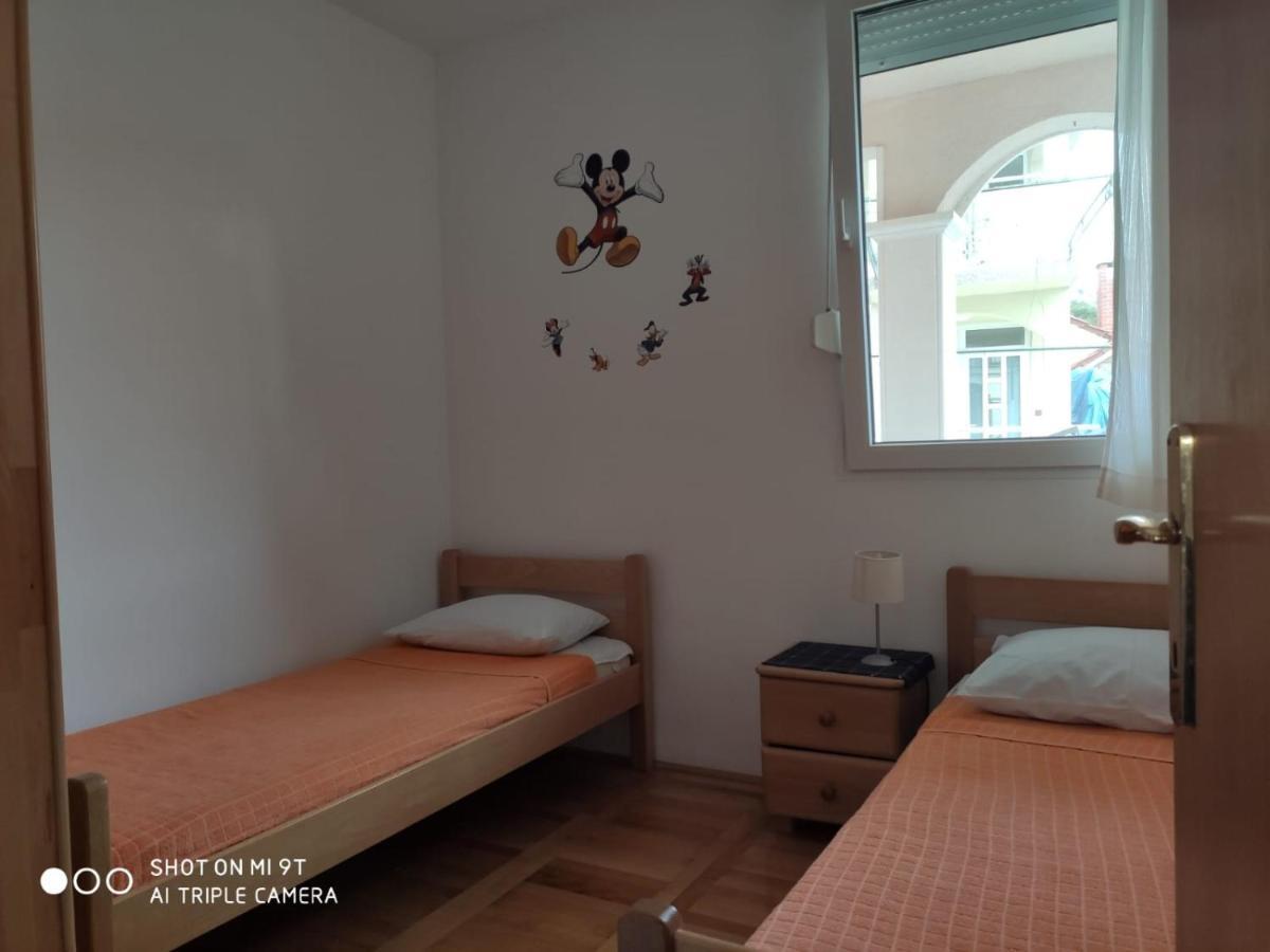 Apartment Svrco Žaborić Eksteriør billede